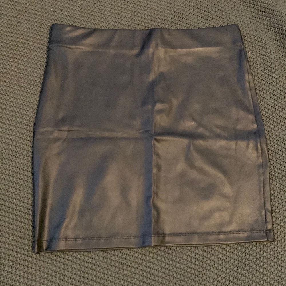 Forever 21 Faux Leather Skirt